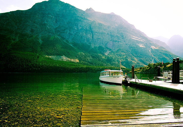 white boat, lake, mountains, bottom, transparent, water, boat, walking, HD wallpaper