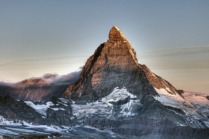 Matterhorn, Szwajcaria, brązowo-biała skała górska, Góra, Matterhorn, Szwajcaria, szczyt, śnieg, Tapety HD