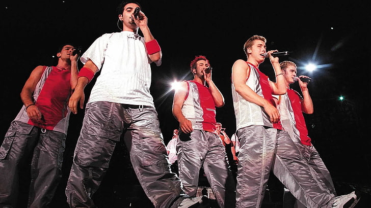pantalones grises de cinco hombres, nsync, banda, pantalones, luz, micrófonos, Fondo de pantalla HD