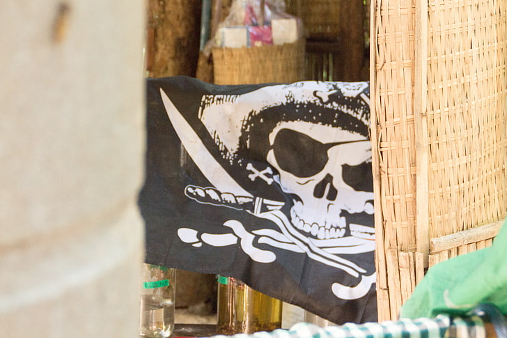 Kambodscha, Flagge, Piratenflagge, Flaschen, WTF, HD-Hintergrundbild