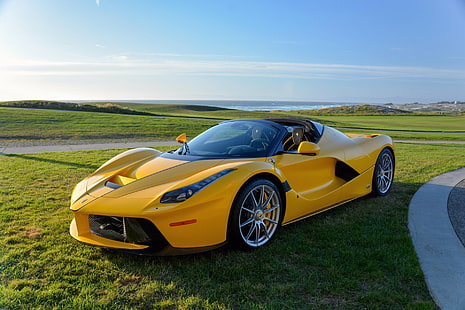 Ferrari, Ferrari LaFerrari Aperta, samochód, samochód sportowy, supersamochód, pojazd, żółty samochód, Tapety HD HD wallpaper