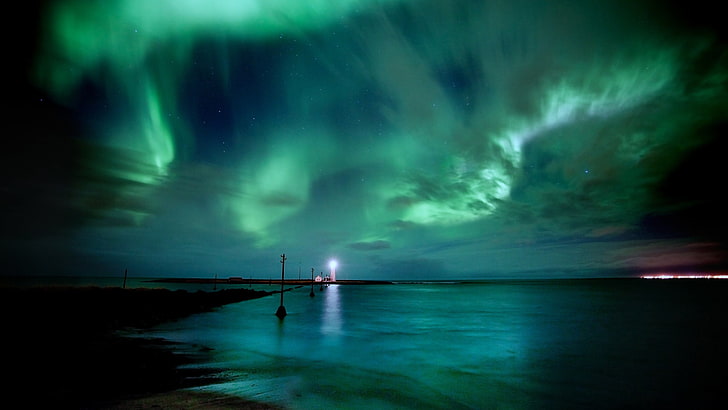 aurora borealis, nacht, himmel, leuchtturm, meer, lichter, beschaffenheit, HD-Hintergrundbild