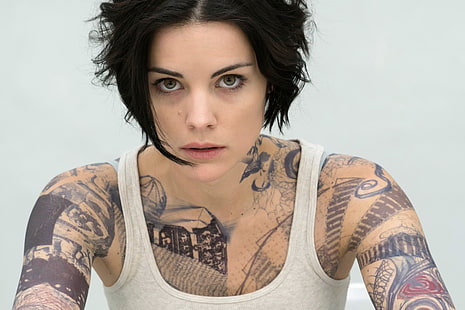 kobiety, aktorka, tatuaż, Blindspot, Jaimie Alexander, krótkie włosy, Tapety HD HD wallpaper