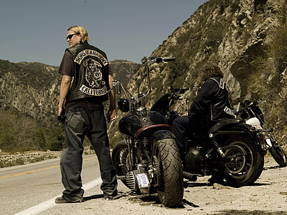sepeda motor helikopter hitam, sepeda motor, seri, pengendara motor, putra anarki, Charlie Hunnam, Wallpaper HD HD wallpaper