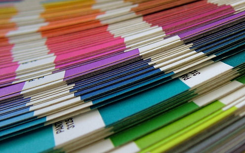 lote de livros de cores sortidas, colorido, HD papel de parede HD wallpaper