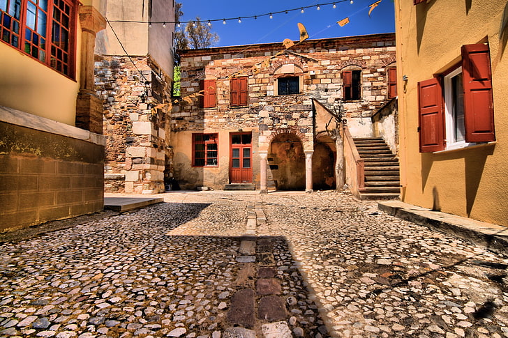 brązowe szyby okienne, Chios, Grecja, stary budynek, Tapety HD