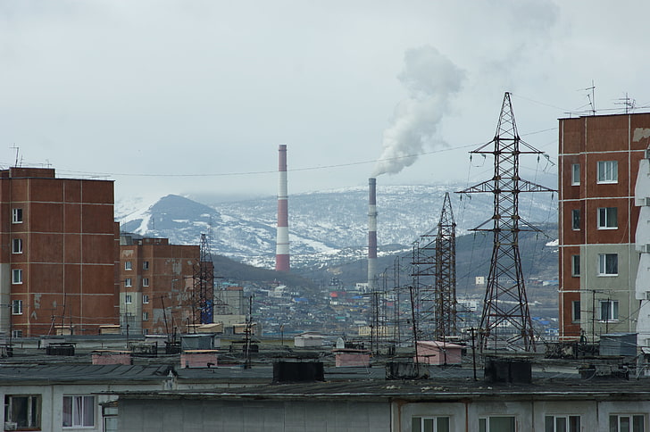 Magadan, Russian, Kolyma, urban, rooftops, power lines, HD wallpaper