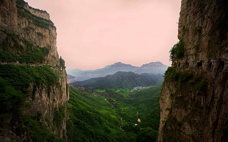 montaña marrón, paisaje, naturaleza, valle, acantilado, arbustos, cañón, pueblo, China, Fondo de pantalla HD