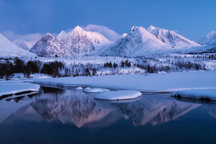 зима, сняг, дървета, планини, езеро, отражение, Норвегия, HD тапет