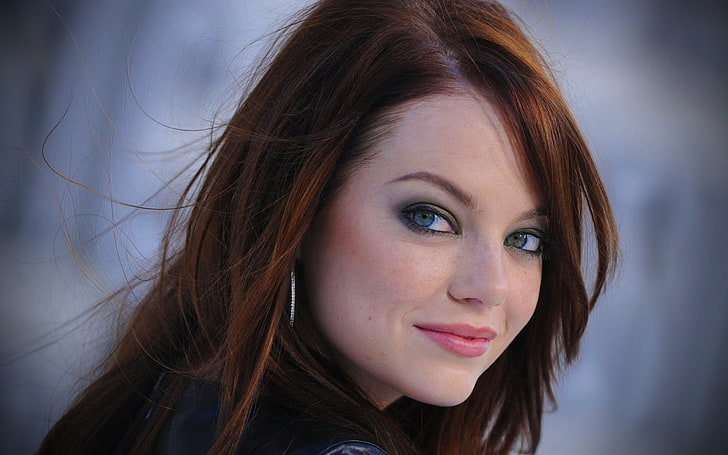 Emma Stone, women, Emma Stone, redhead, smiling, looking at viewer, actress, face, celebrity, leather jackets, HD wallpaper