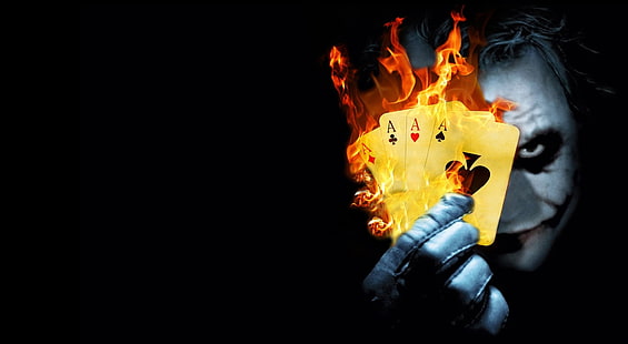 Papel de parede de Burning Poker Joker, DC O Cavaleiro das Trevas Ressurge O Coringa Heath Ledger segurando quatro ases jogando cartas em chamas, Filmes, Batman, HD papel de parede HD wallpaper