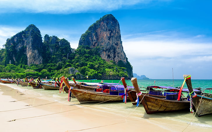 Tropiskt landskap Krabi Beach Thailand Ocean Turkos Vattenbåtar Coast Rocks Blue Sky Desktop Hd Wallpaper 3840 × 2400, HD tapet