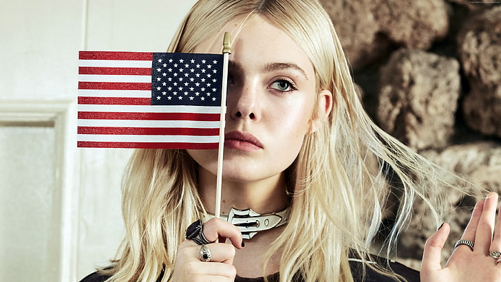 person holding mini U.S. flag, celebrity, actress, Elle Fanning, blonde, American flag, HD wallpaper