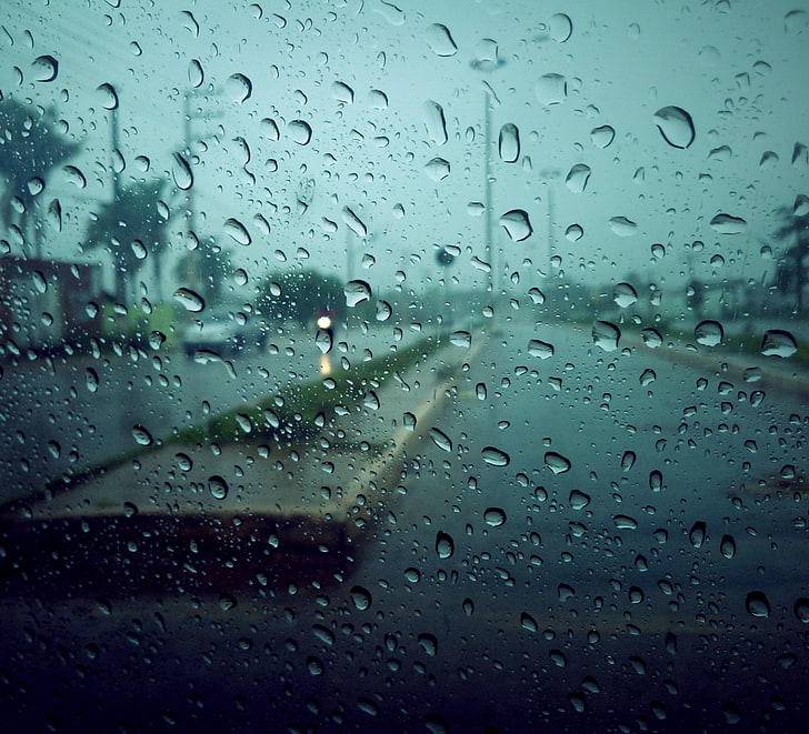 прозрачные капли, Императриз, капли воды, пасмурно, мрачно, стекло, улица, дождь, вода на стекле, HD обои