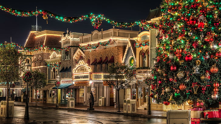 drzewo, Disneyland, wieczór, śródmieście, atrakcja turystyczna, Francja, oświetlenie, świąteczna dekoracja, dekoracja, boże narodzenie, miasto, miasto, noc, punkt orientacyjny, uroczystość, ulica, lampki choinkowe, Boże Narodzenie, Tapety HD