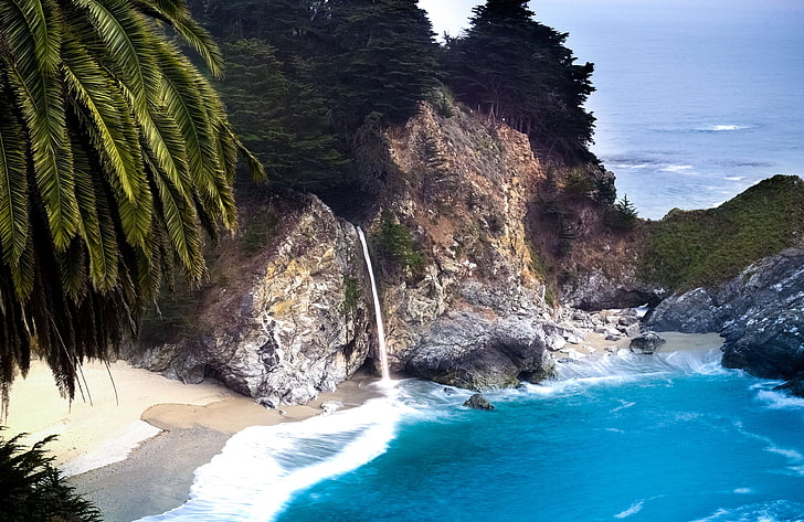 pantai, california, pantai, pulau, lanskap, air terjun mcway, alam, lautan, berbatu, pasir, indah, laut, pemandangan laut, tepi laut, pohon, liburan, air, Wallpaper HD