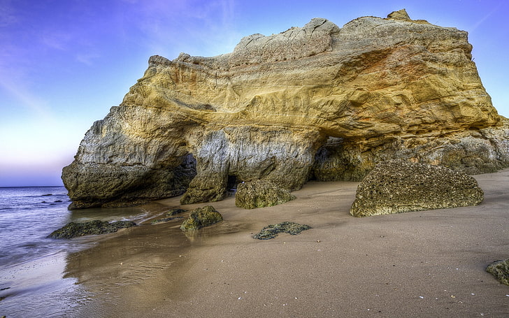 formazione rocciosa vicino a riva, roccia, costa, sabbia, deflusso, umidità, Sfondo HD