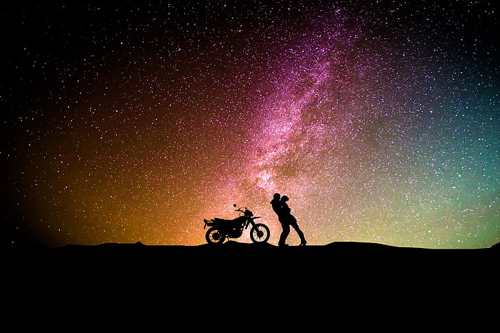 silhouette of person and motorcycle wallpaper, couple, silhouettes, hugs, starry sky, love, motorcycle, HD wallpaper