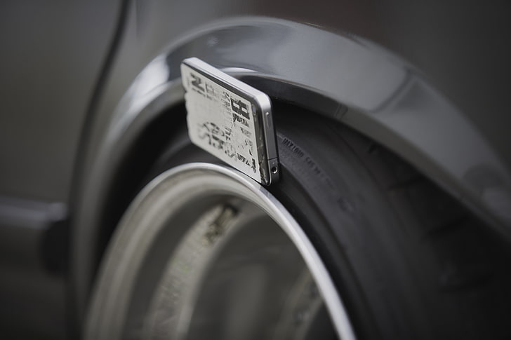 graues Autorad mit Reifen, BMW E28, Squatty, HD-Hintergrundbild