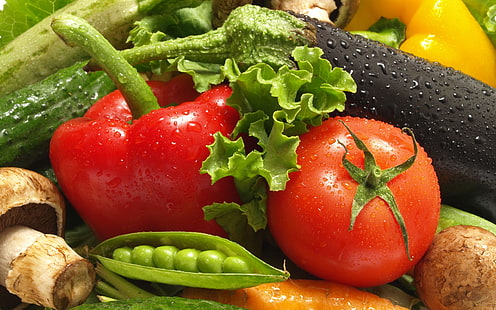 Gemüse, roter Pfeffer, Tomate, Aubergine, Erbse, Wassertropfen, frisch, nah oben, Gemüse, roter Pfeffer, Tomate, Aubergine, Erbse, Wassertropfen, frisch, nah oben, HD-Hintergrundbild HD wallpaper
