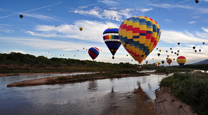 Воздушные шары над Рио-Гранде, воздушные шары различного цвета, США, Нью-Мексико, воздушный шар, панорамный, Альбукерке, hotairballoon, newmexico, riogrande, HD обои