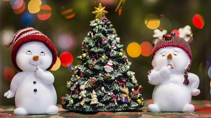 снежен човек, празник, Коледа, честита нова година, коледна украса, коледно дърво, боке светлини, боке, HD тапет