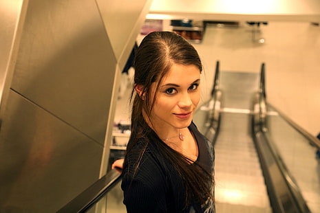 brunette, Markéta Stroblová, smiling, HD wallpaper HD wallpaper