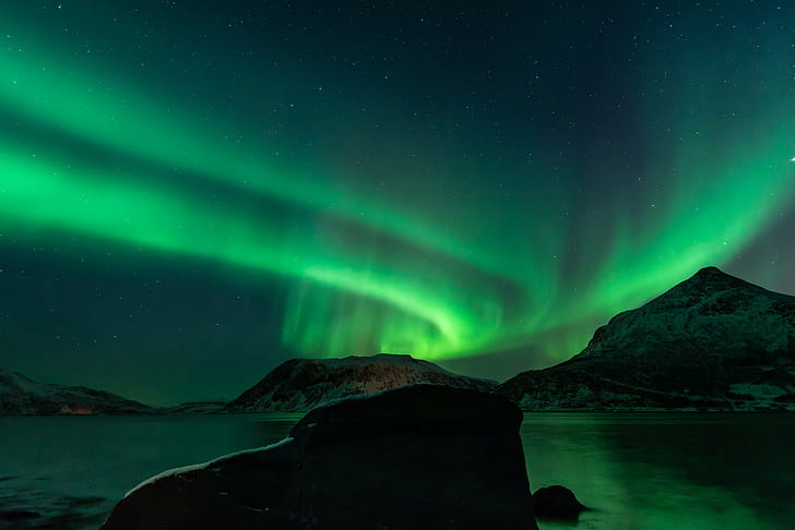 foto langit hijau selama waktu malam, Aurora Borealis, foto, langit hijau, waktu malam, Norwegia, Salju, Perjalanan, Perjalanan, Tromsø, aurora boreal, dingin, es, pemandangan, lampu utara, malam, aurora Polaris, bintang - Luar Angkasa,astronomi, alam, arktik, biru, gunung, galaksi, Wallpaper HD