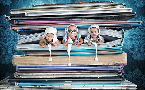 Três garotas bonitas em livro, fotos criativas, retrato de três garotas, Três, Bonito, Garotas, Livro, Criativa, Fotos, HD papel de parede HD wallpaper