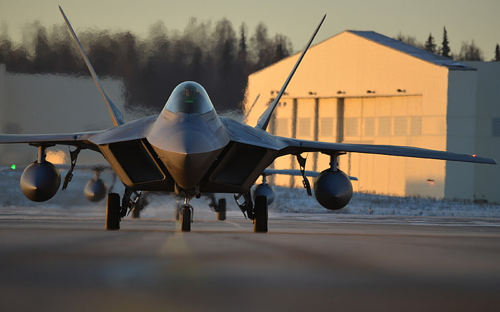black aircraft, F-22 Raptor, military aircraft, aircraft, US Air Force, military base, sunset, HD wallpaper