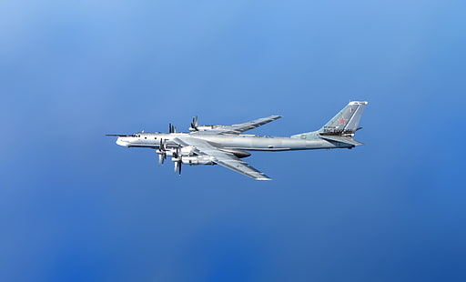 الطائرة ، Bear ، اتحاد الجمهوريات الاشتراكية السوفياتية ، روسيا ، الطيران ، BBC ، Bomber ، Tupolev ، Tu-95MS ، Tu-95 ، 