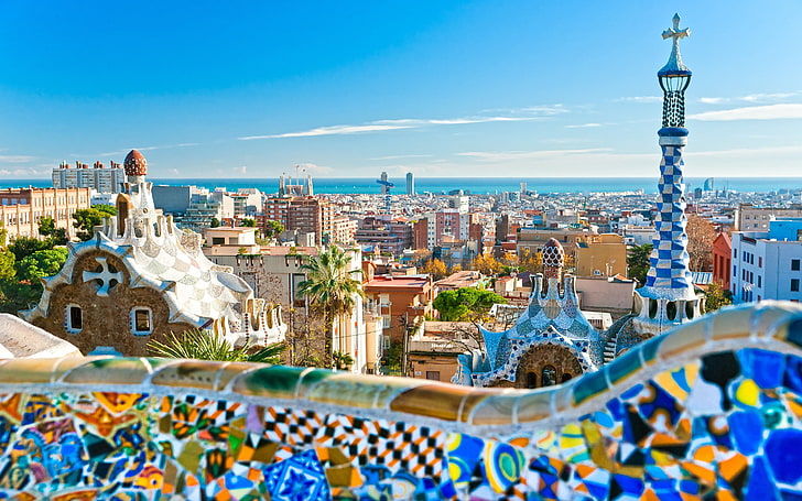 파란색과 흰색 십자가 사원 건물, 사진, 물, 바다, 도시, 도시, 건물, 도시 풍경, 바르셀로나, 교회, HD 배경 화면