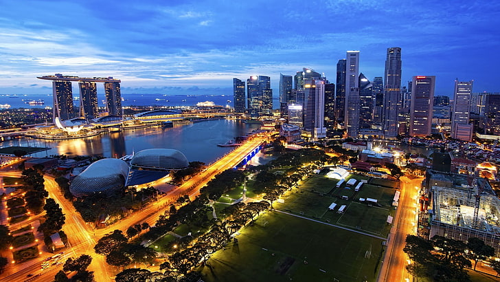 Vue aérienne des bâtiments pendant la nuit, paysage urbain, Singapour, bâtiment, route, Fond d'écran HD