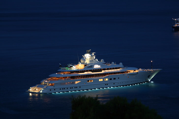 bateau cruse blanc, nuit, yacht, hélicoptère, mer, super yacht, méga yacht, yacht à moteur, méga moteur blanc, méga yacht dilbar, Fond d'écran HD