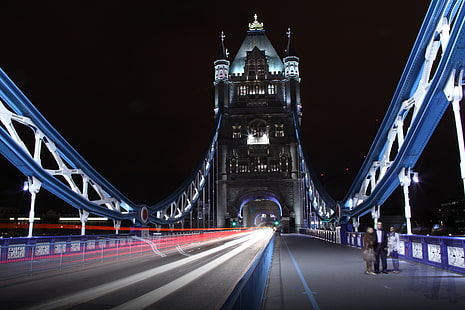 smugi światła w fotografii timelapse, londyn, światło, smugi, fotografia timelapse, długa ekspozycja, turyści, most wieżowy, noc, słynne miejsce, londyn - Anglia, most - struktura stworzona przez człowieka, anglia, architektura, wielka brytania, tamiza, ruch uliczny, podróże, oświetlona, ​​miejska Scena, stolice, zmierzch, Tapety HD HD wallpaper