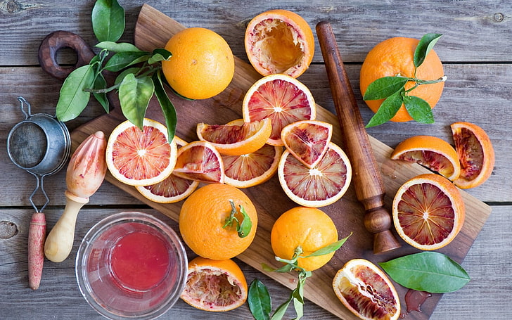 slice citrus fruit on chopping board, citrus, oranges, grapefruit, dishes, juice, HD wallpaper