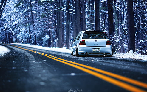 серый Volkswagen хэтчбек, зима, дорога, лес, разметка, Volkswagen, R32, MK4, HD обои HD wallpaper