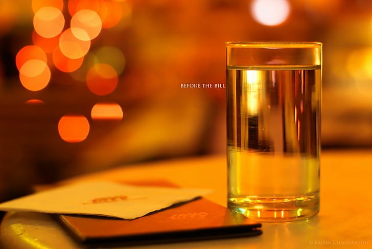 messa a fuoco selettiva fotografia di bicchiere, il conto, messa a fuoco selettiva, fotografia, bere, colore, bicchiere d'acqua, bokeh, bangalore, conto, alcool, Sfondo HD
