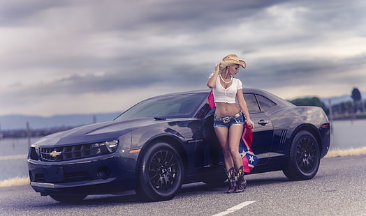wanita, model, wanita dengan mobil, celana pendek, celana pendek jean, Chevrolet Camaro, Wallpaper HD HD wallpaper