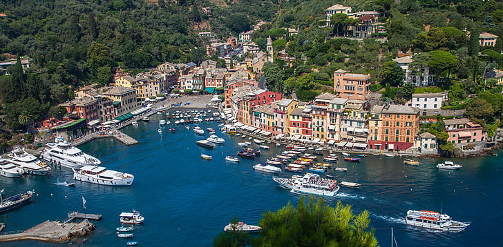 色とりどりの家の多く、海、風景、家、湾、ヨット、ボート、イタリア、パノラマ、ポルトフィーノ、 HDデスクトップの壁紙