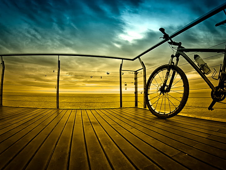 gray and whtie hardtail mountain bike near metal railing during golden hour, barcelona, barcelona, Por, Barcelona, con, bici, gray, hardtail, mountain bike, metal, golden hour, gopro, sunset, badalona, mtb, cantabria, wild  mountain, cycle, strava, bicycle, sky, sport, outdoors, HD wallpaper