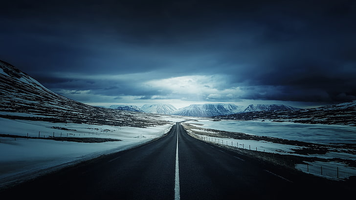 серая бетонная дорога, дорога, снег, горы, пейзаж, исландия, синий, голубой, HD обои