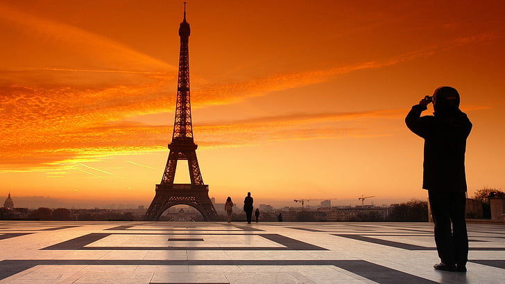 エッフェル塔、パリ、パリ、フランス、エッフェル塔、人々、日光、都市景観、雲、 HDデスクトップの壁紙