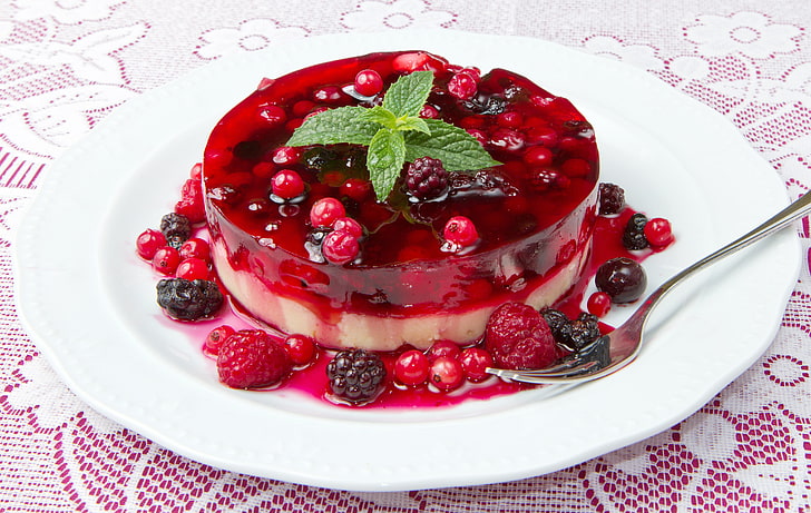red berries cake, jelly, dessert, berries, raspberries, blackberries, HD wallpaper