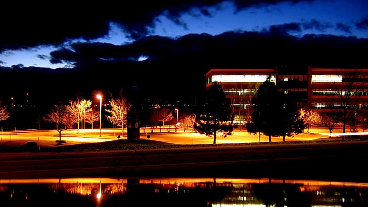night, parking lot, The university campus, street light, trees, overcast, HD wallpaper
