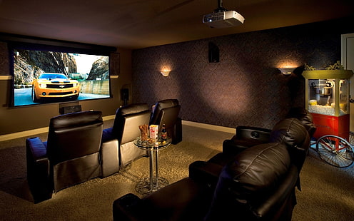 включен телевизор с плоским экраном в коричневой комнате кино, домашний кинотеатр, в помещении, дизайн интерьера, HD обои HD wallpaper