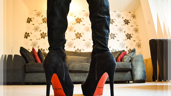 Paar schwarze Leder-Stöckelschuhe, Stiefel, Absätze, kniehohe Stiefel, Damen, HD-Hintergrundbild HD wallpaper