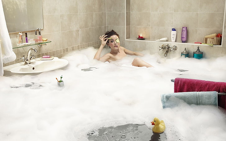 женская ванная, смешные пузыри, полотенца, флуд, резиновые утки, жемчужная ванна, животные, утки, HD Art, смешные, женщины, флуд, ванная, пузыри, полотенца., HD обои
