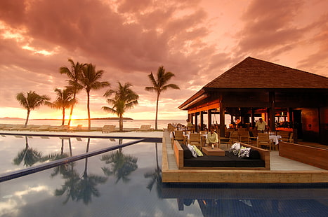 palmiye ağaçları, yüzme havuzu, resort, gün batımı, restoran, deniz, HD masaüstü duvar kağıdı HD wallpaper