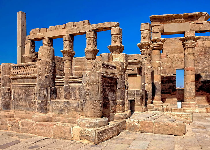 beżowo-czarny betonowy budynek, niebo, kolumny, świątynia, Egipt, ruiny, Tapety HD